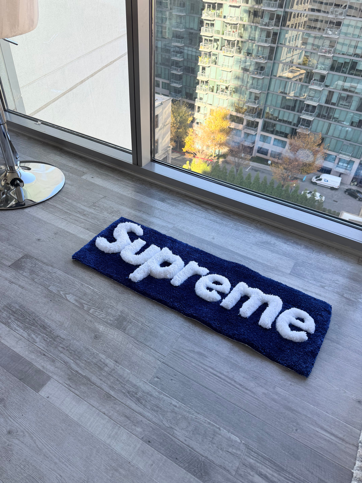 Supreme Rug – 3D Logo