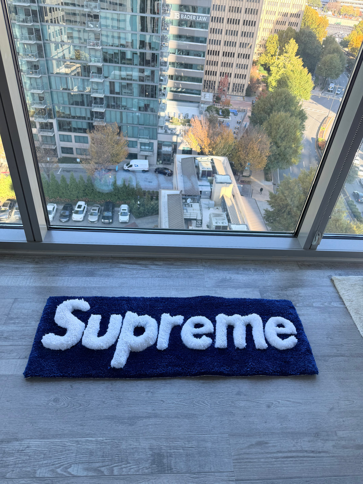 Supreme Rug – 3D Logo