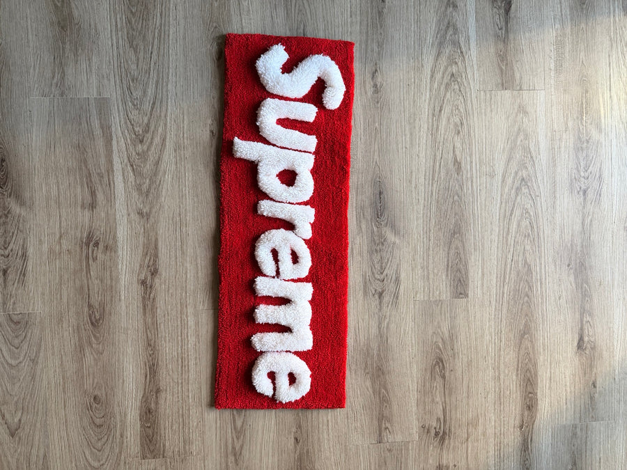 Supreme 3D Logo